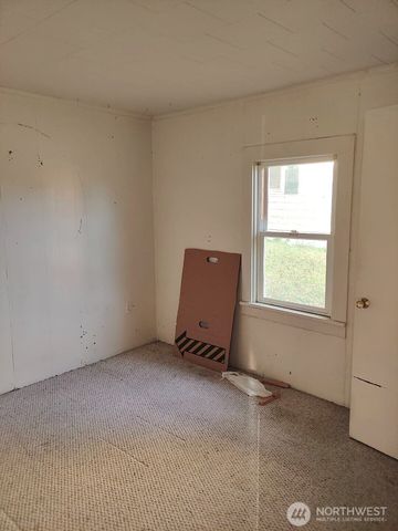 2218 W 5TH Street, Aberdeen, WA 98520