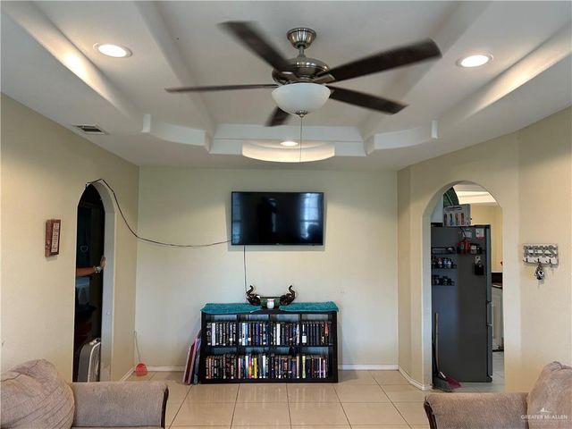 8601 Las Palmas Drive, Pharr, TX 78577