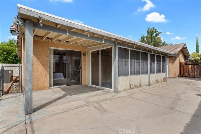 1537 Kelly Street, Redlands, CA 92374