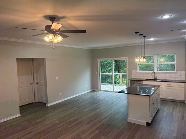 19 Boreland Lane, Bella Vista, AR 72715