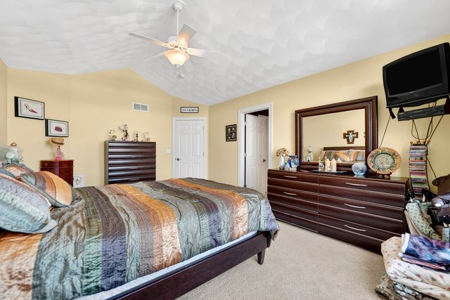 128 TITLEIST Trail, Poplar Grove, IL 61065