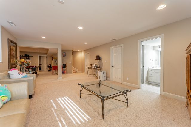 128 TITLEIST Trail, Poplar Grove, IL 61065