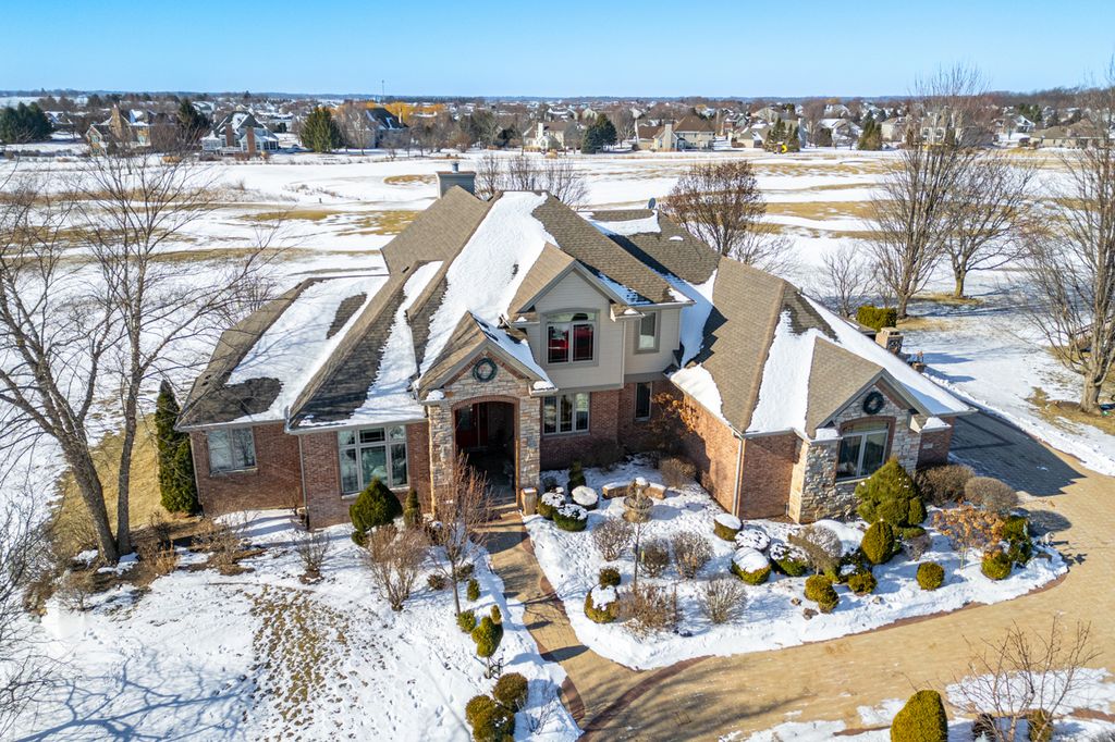 128 TITLEIST Trail, Poplar Grove, IL 61065