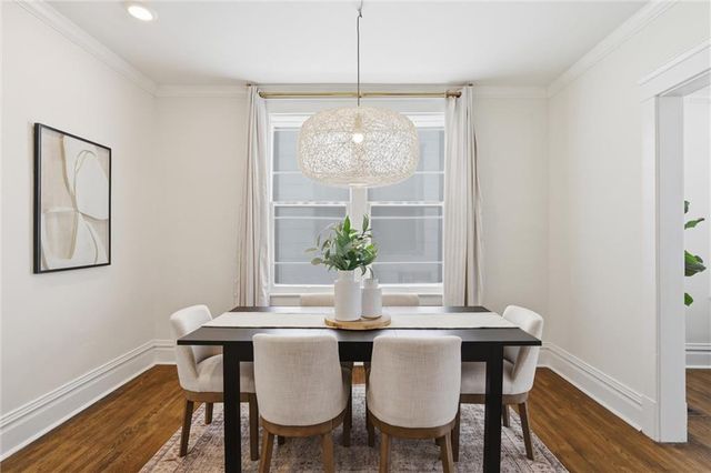 808 E 33rd Street, Kansas City, MO 64109