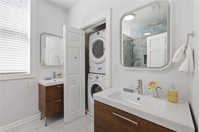 808 E 33rd Street, Kansas City, MO 64109