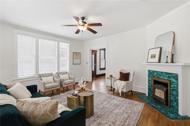 808 E 33rd Street, Kansas City, MO 64109