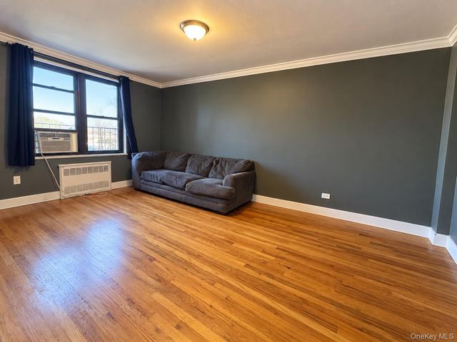 150-30 71 Avenue 5H, Kew Garden Hills, NY 11367