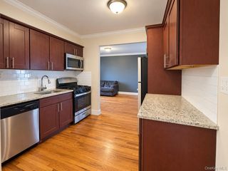 150-30 71 Avenue 5H, Kew Garden Hills, NY 11367