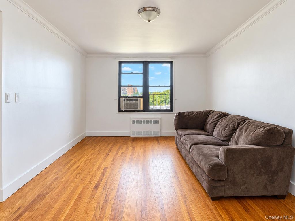150-30 71 Avenue 5H, Kew Garden Hills, NY 11367 — photo 4