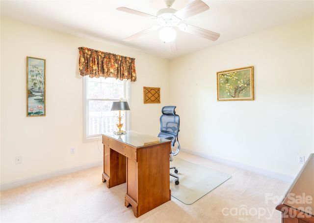 506 Brook Knoll Circle, Weaverville, NC 28787