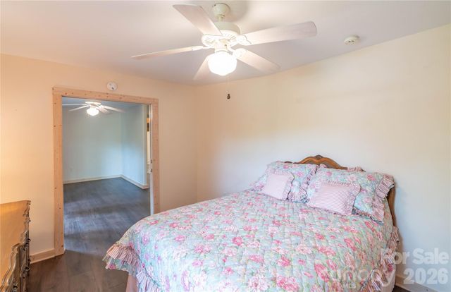 506 Brook Knoll Circle, Weaverville, NC 28787