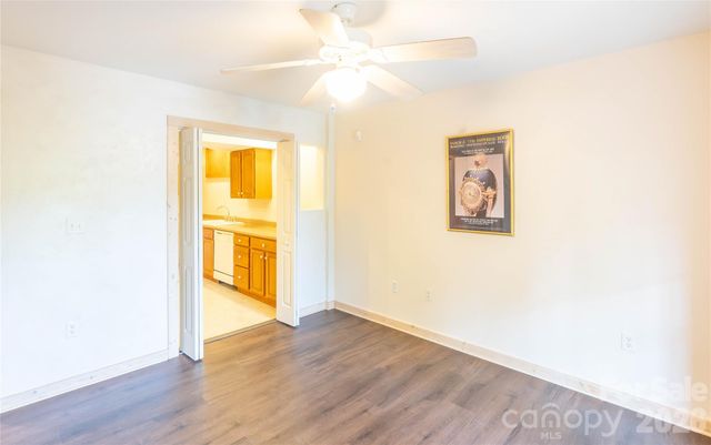 506 Brook Knoll Circle, Weaverville, NC 28787