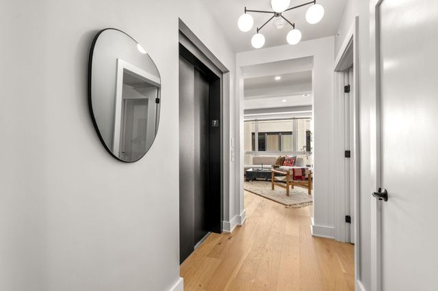 230 Friend Street 7, Boston, MA 02114