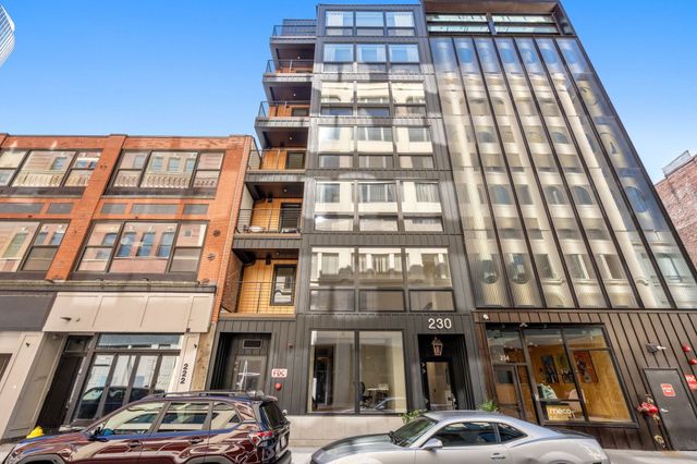 230 Friend Street 7, Boston, MA 02114