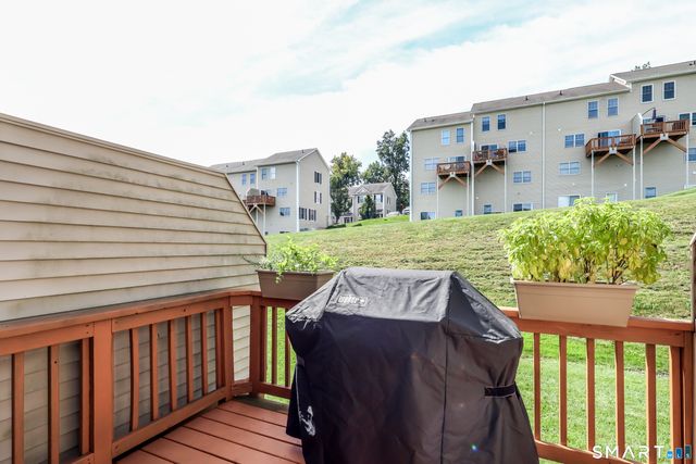 15 Scuppo Road 502, Danbury, CT 06811