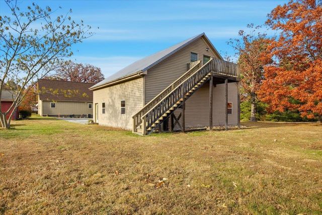 69 ALLENTOWN LN, Stuarts Draft, VA 24477