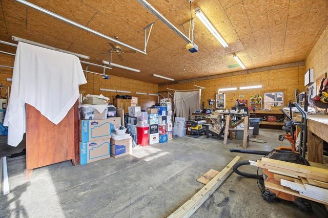 69 ALLENTOWN LN, Stuarts Draft, VA 24477