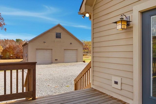 69 ALLENTOWN LN, Stuarts Draft, VA 24477