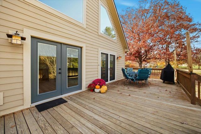 69 ALLENTOWN LN, Stuarts Draft, VA 24477