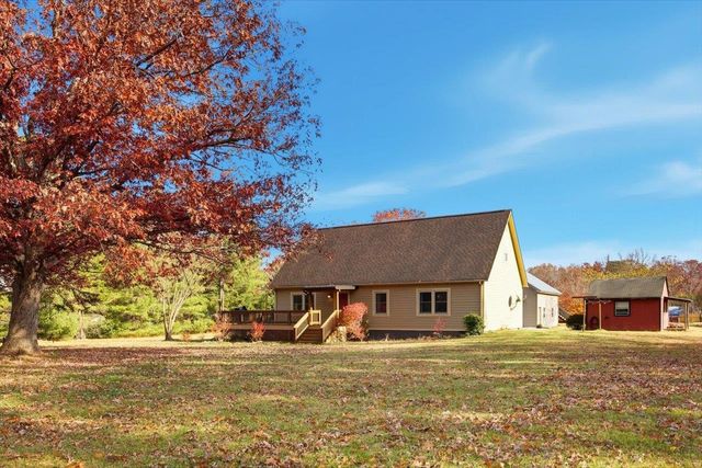 69 ALLENTOWN LN, Stuarts Draft, VA 24477