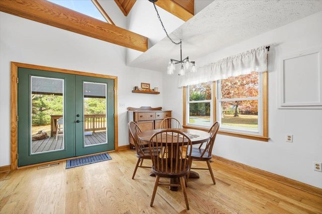 69 ALLENTOWN LN, Stuarts Draft, VA 24477