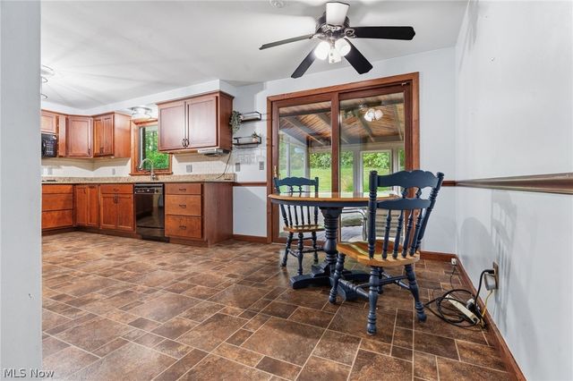 2033 Clearview Street NE, Massillon, OH 44646