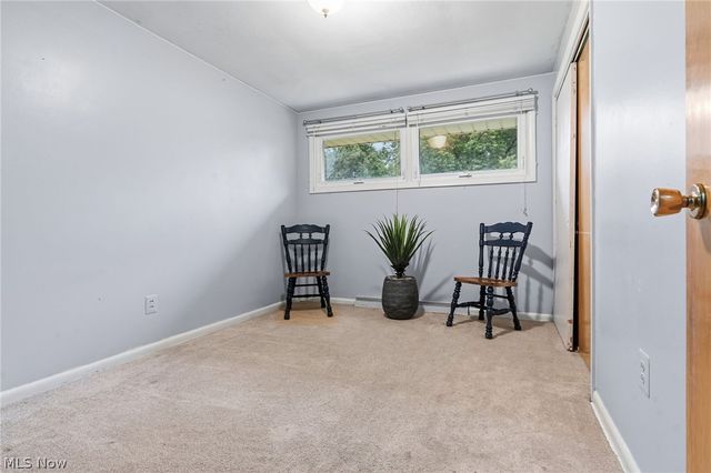 2033 Clearview Street NE, Massillon, OH 44646