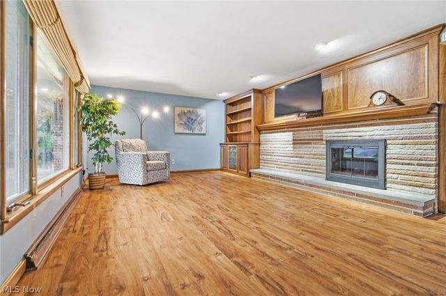 2033 Clearview Street NE, Massillon, OH 44646