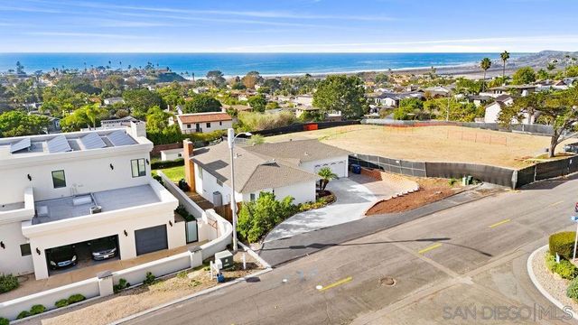 601 N Granados, Solana Beach, CA 92075