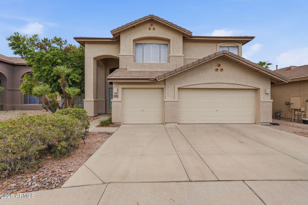 840 N BULLMOOSE Drive, Chandler, AZ 85224 — photo 2