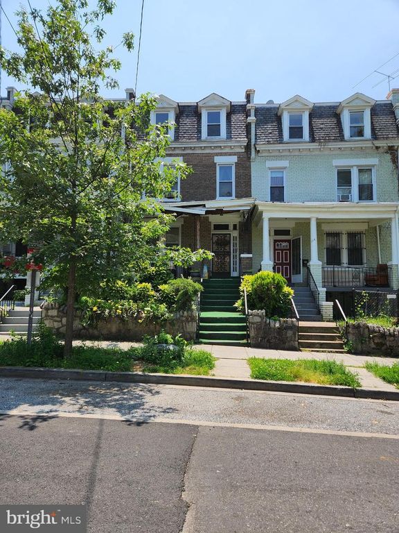 1116 ALLISON ST NW, Washington, DC 20011