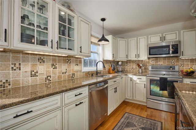 134 Brookside Lane, Lagrangeville, NY 12540