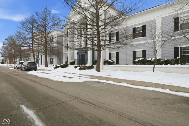 12833 Tradd Street 2A, Carmel, IN 46032