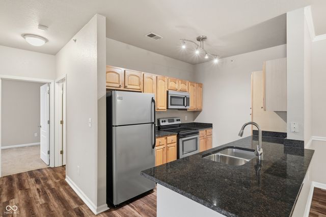 12833 Tradd Street 2A, Carmel, IN 46032