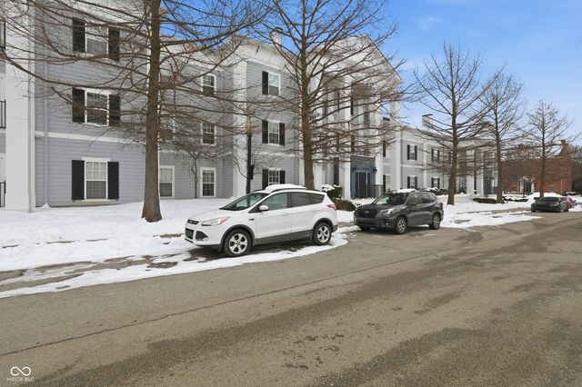 12833 Tradd Street 2A, Carmel, IN 46032