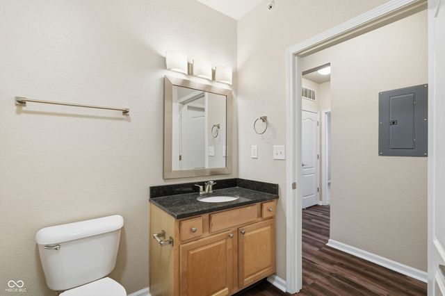 12833 Tradd Street 2A, Carmel, IN 46032