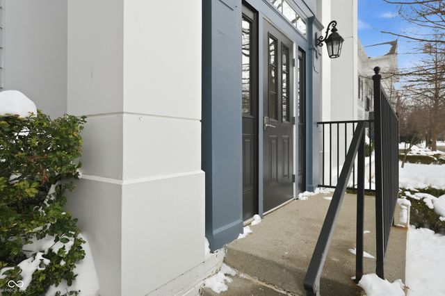 12833 Tradd Street 2A, Carmel, IN 46032