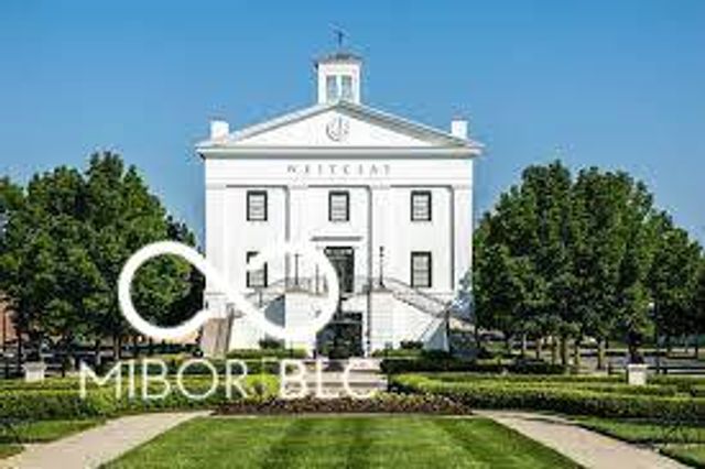 12833 Tradd Street 2A, Carmel, IN 46032