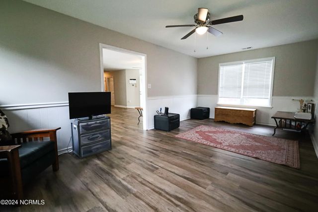 108 Stepping Stone Trail, Jacksonville, NC 28546