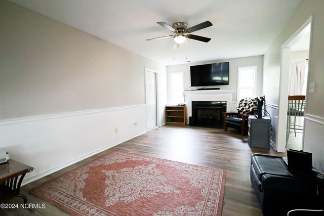 108 Stepping Stone Trail, Jacksonville, NC 28546