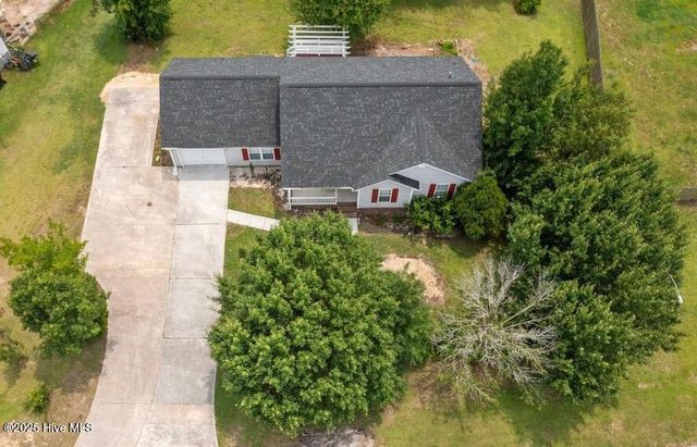 108 Stepping Stone Trail, Jacksonville, NC 28546