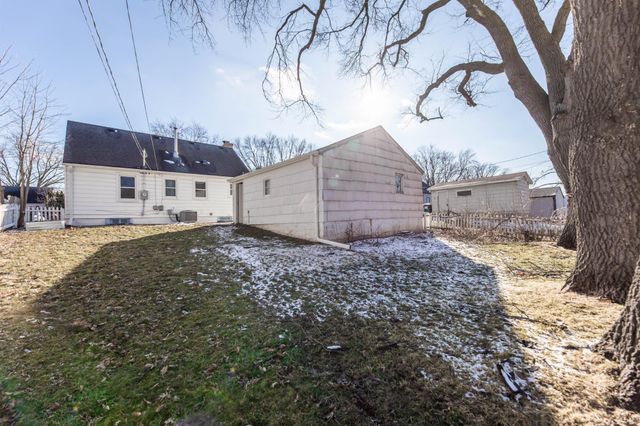 2139 Highland Place, Columbia Heights, MN 55421