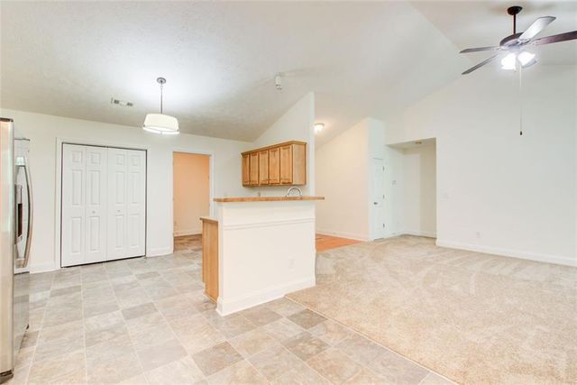 221 Glenview Trail, Griffin, GA 30224