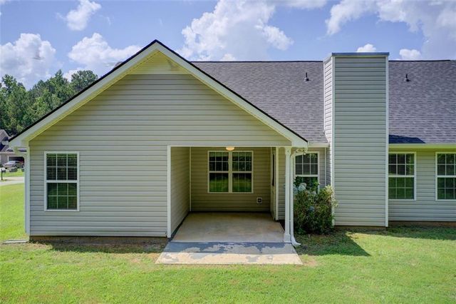 221 Glenview Trail, Griffin, GA 30224