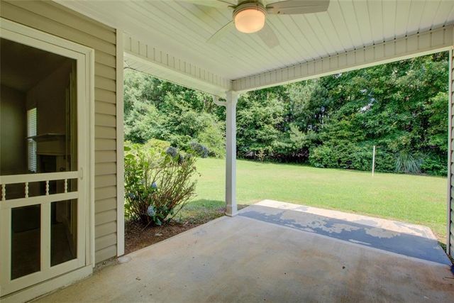 221 Glenview Trail, Griffin, GA 30224