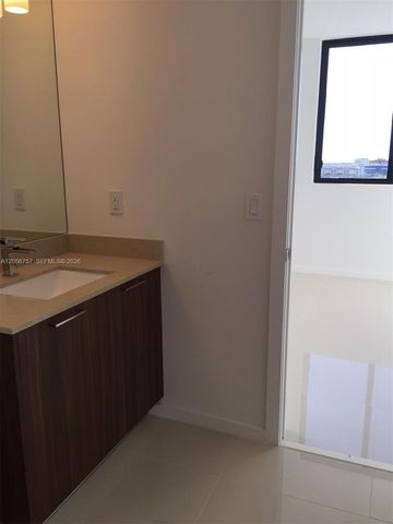 5252 NW 85th Ave 801, Doral, FL 33166