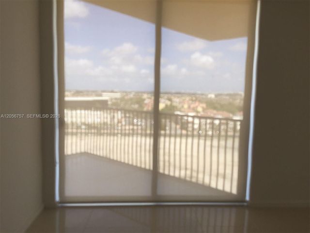 5252 NW 85th Ave 801, Doral, FL 33166