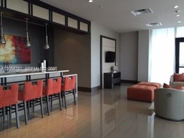 5252 NW 85th Ave 801, Doral, FL 33166