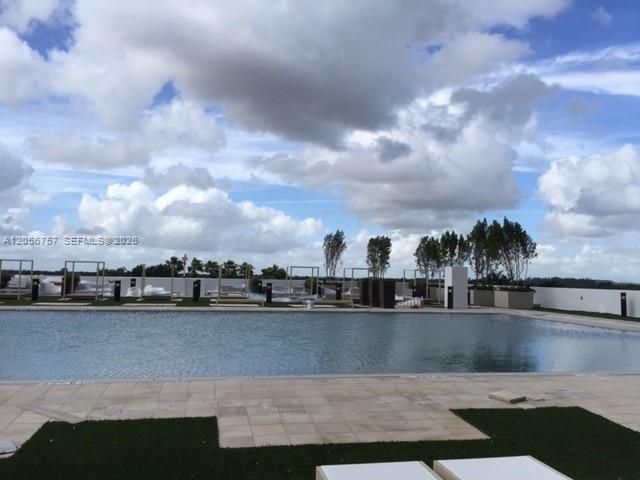 5252 NW 85th Ave 801, Doral, FL 33166