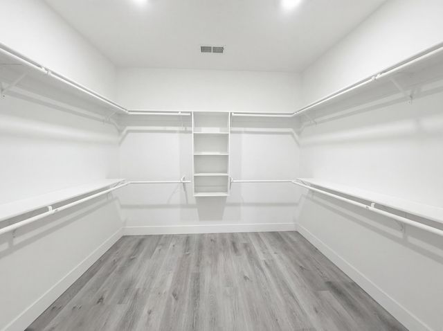 465 Arnos Street, Talent, OR 97540